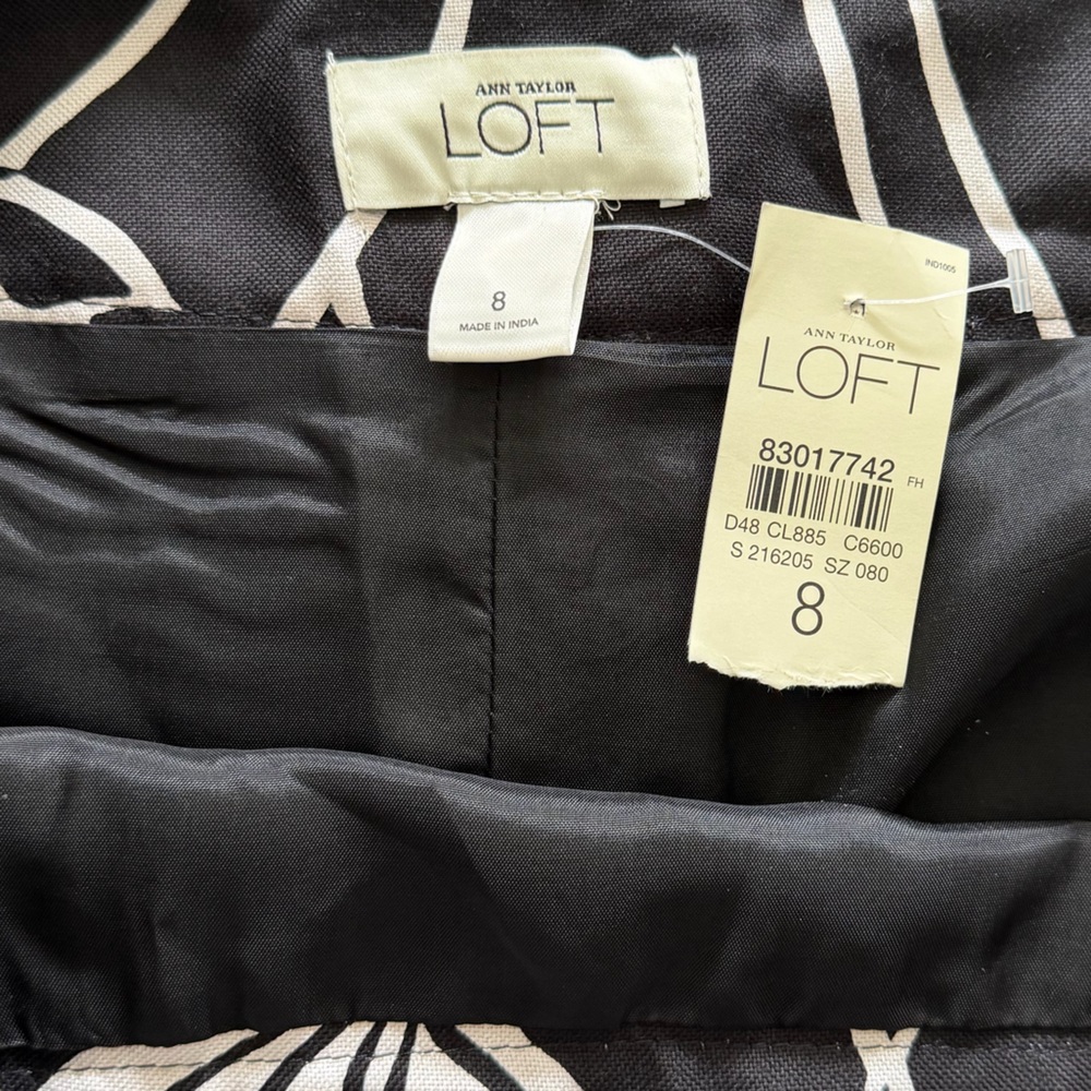 LOFT Black and White Leaf Pattern Mini Skirt NWT - image 5